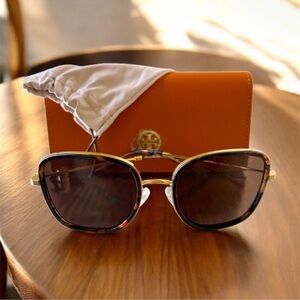 Tory Burch Sunglasses with Orange Case